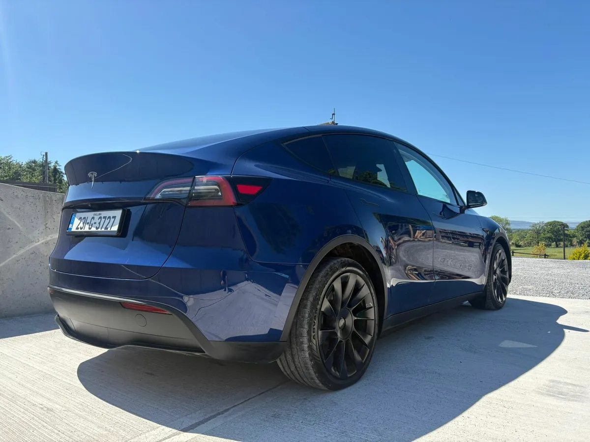 Tesla Model Y Electric 💡⚡ - Image 3