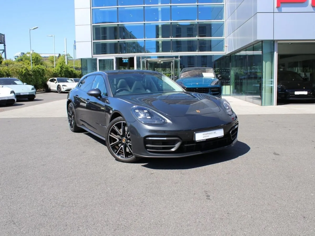 Porsche Panamera 4 E-hybrid Sport Turismo - Image 1
