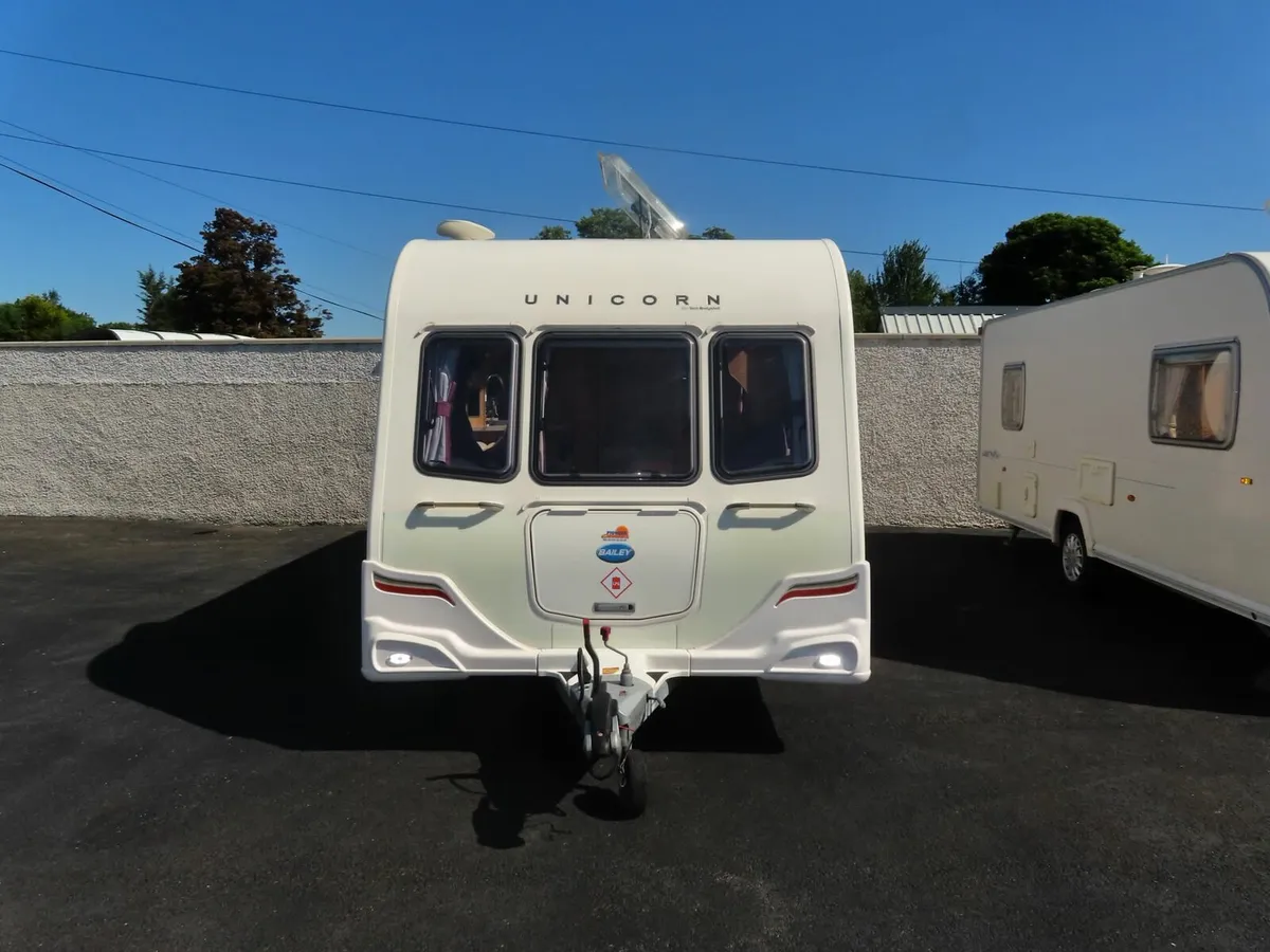 Bailey Unicorn Valencia 4/5 berth Caravan - Image 1