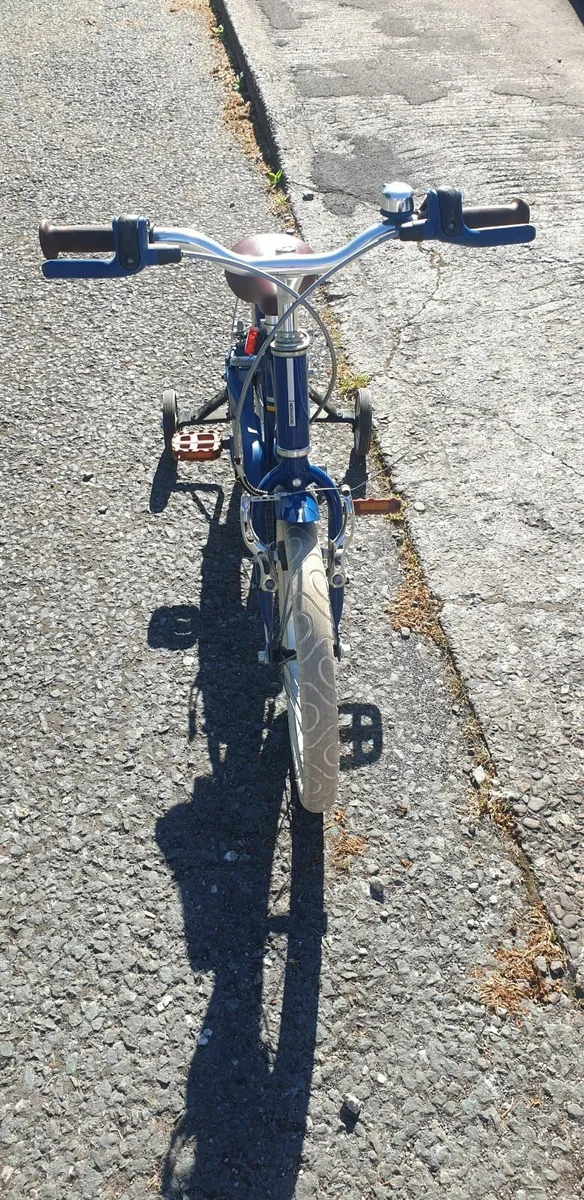 Kids bike - Image 4
