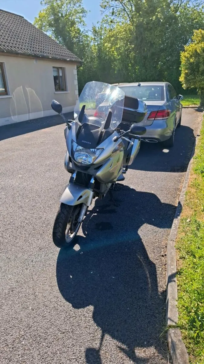HONDA DEAUVILLE NT700 - Image 3