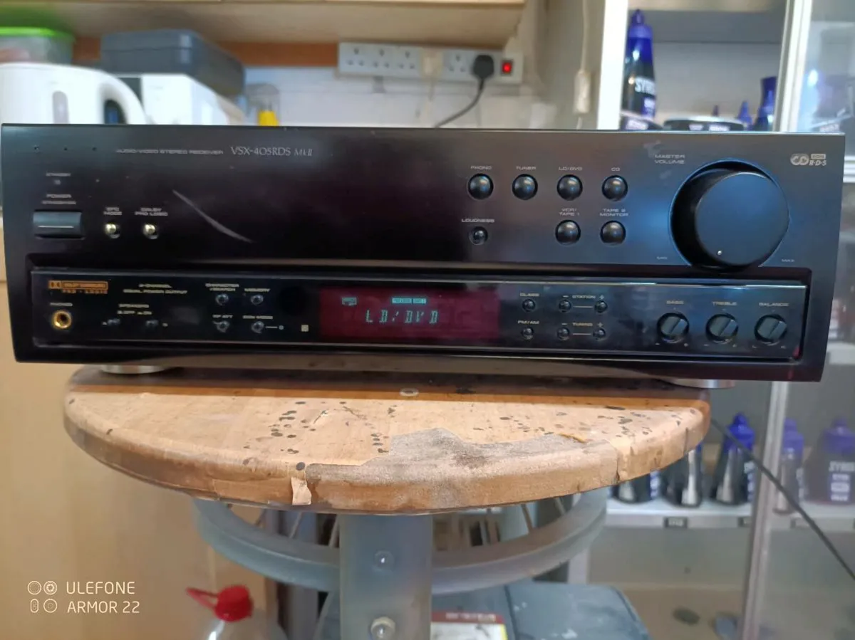 Pioneer receiver  model vsx-405rds - Image 1