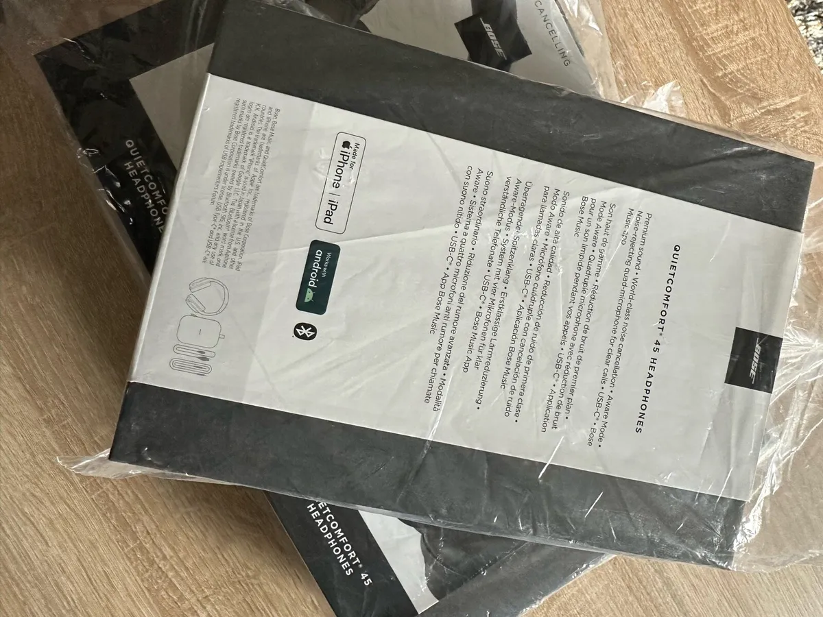 Bose Quiet Comfort 45 Brand New Sealed 1 y - Image 2
