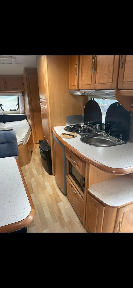 6 berth fixed bed fixed bunk hobby caravan - Image 3