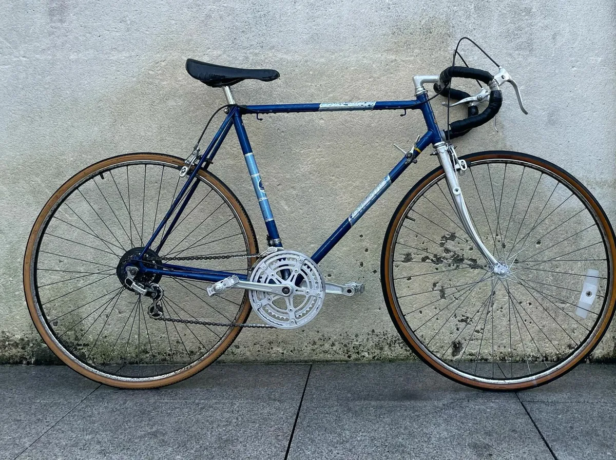 Racer bike - Image 1