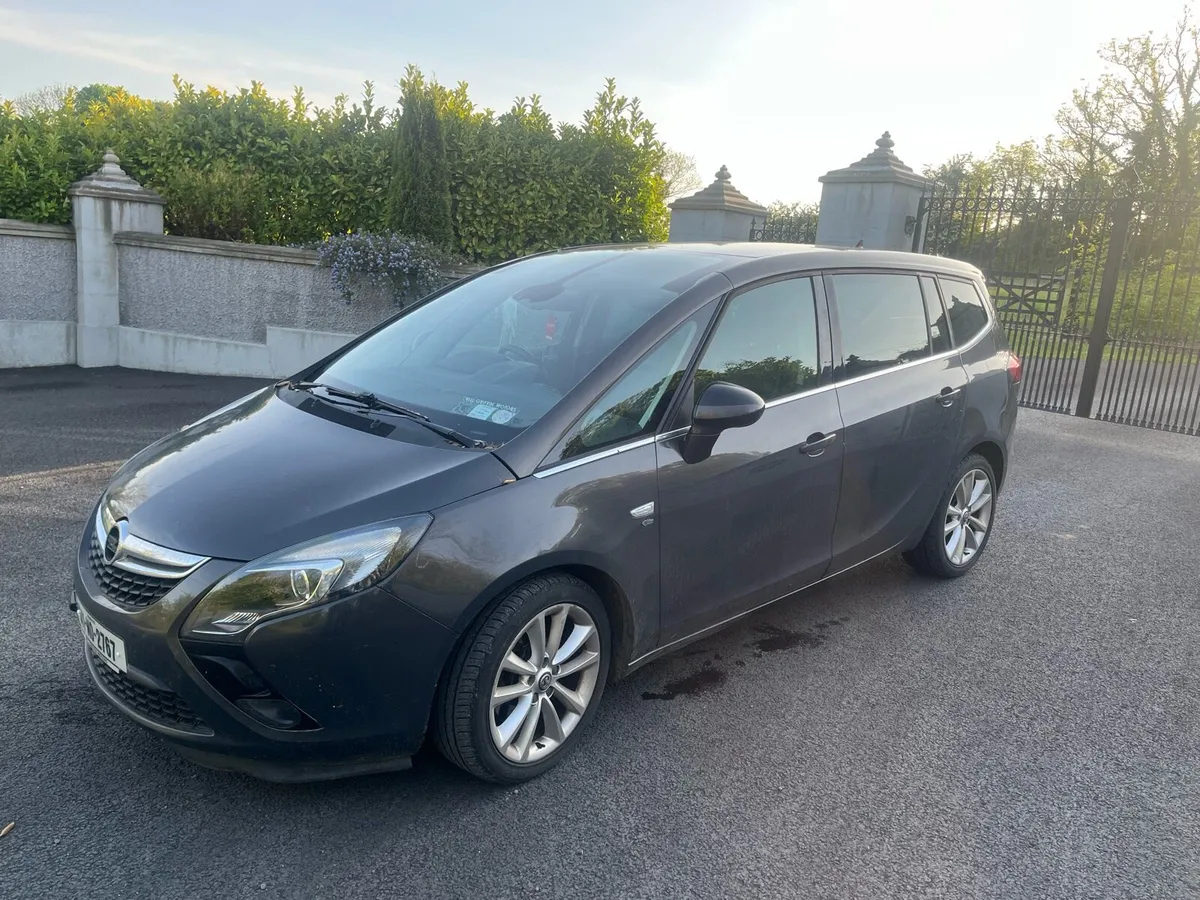 2014 Vauxhall Zafira 2.0 Diesel Elite - Image 2