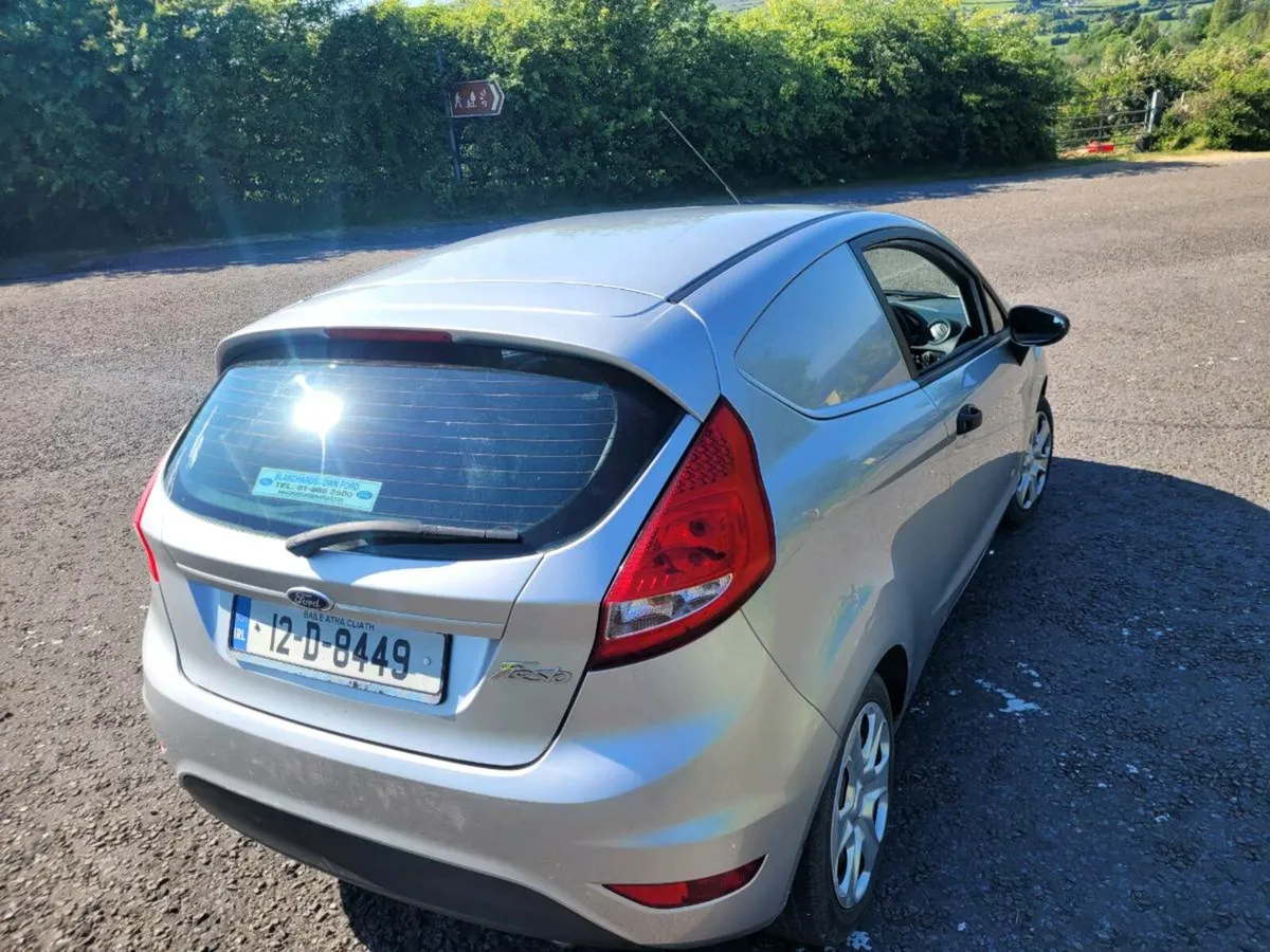 Ford Fiesta Van - Image 3