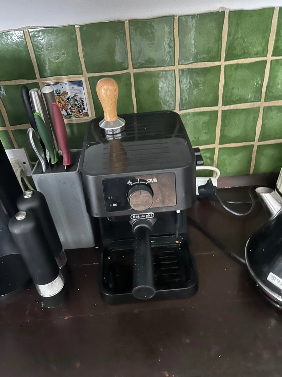 Delonghi Stilosa Coffee Machine - Image 2