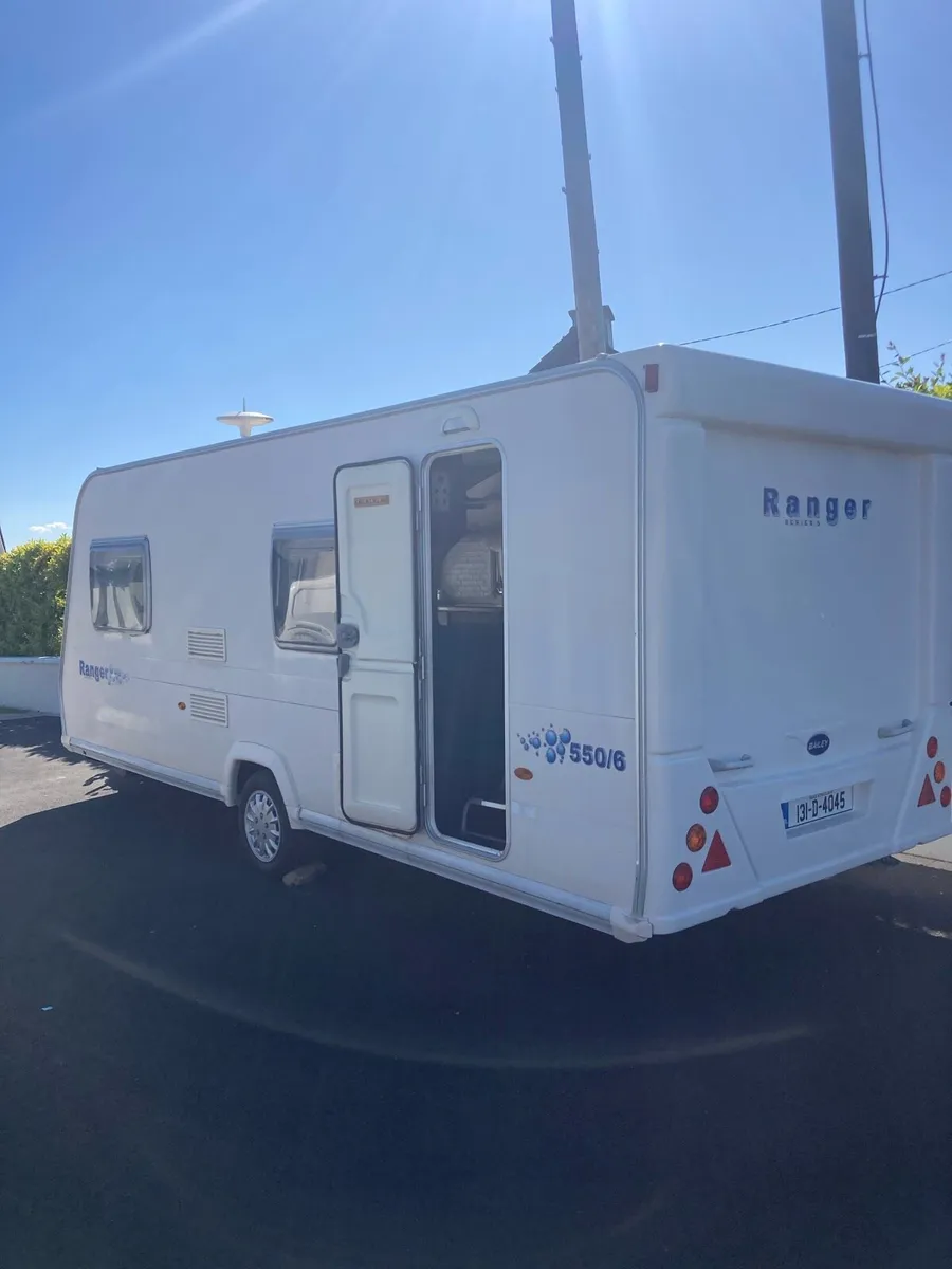 Caravan - Image 2