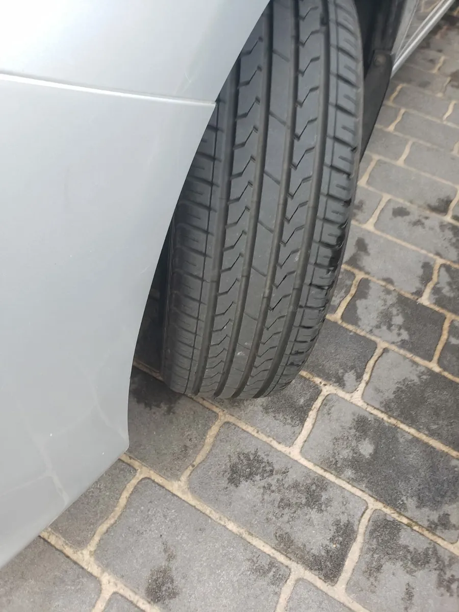 Toyota Corolla 2009 - Image 3
