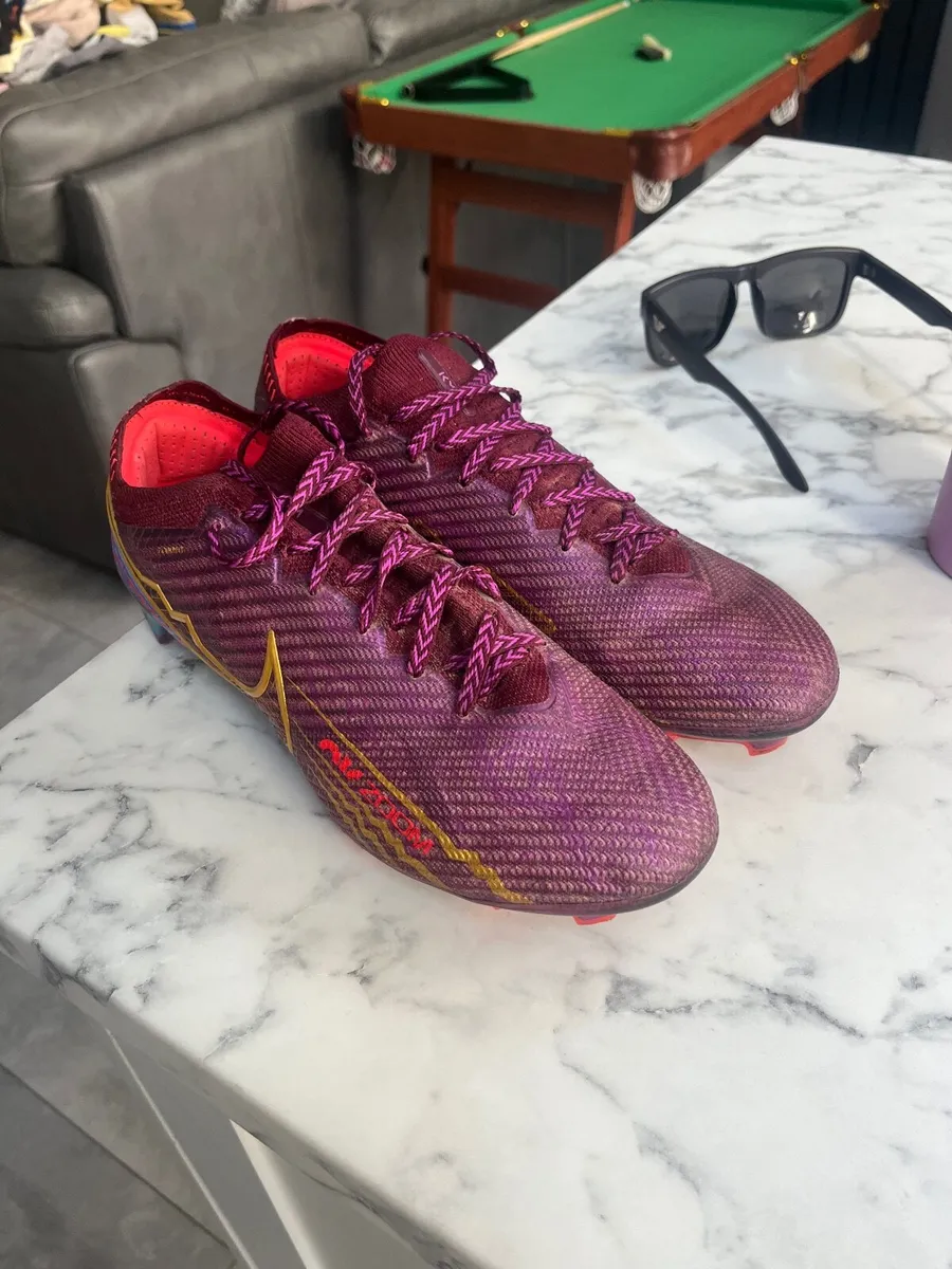 Football boots - Image 2