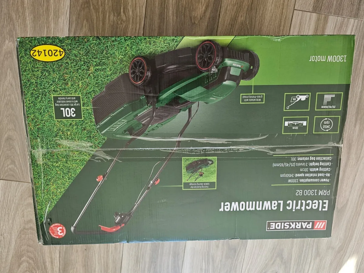 Electric Lawnmower - Image 2