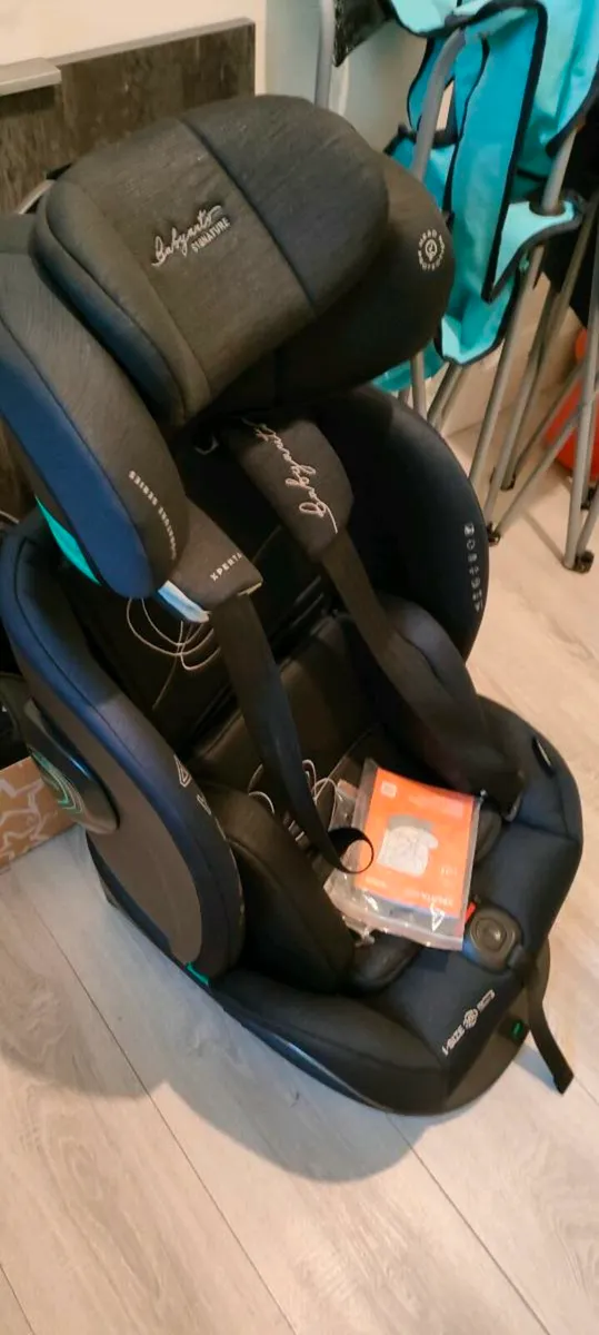 Car seat - Image 2
