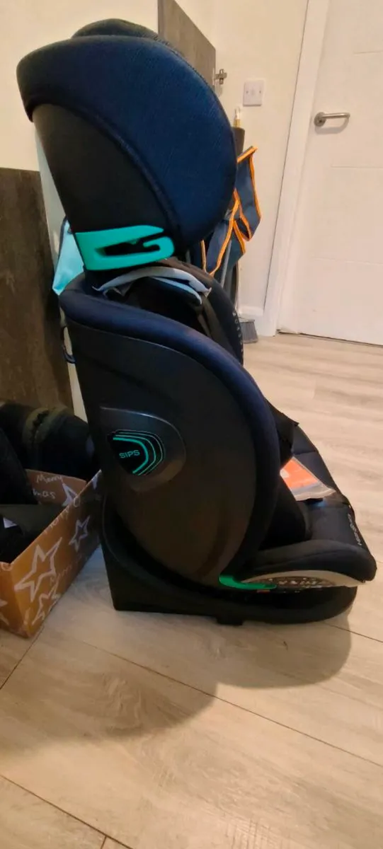 Car seat - Image 3