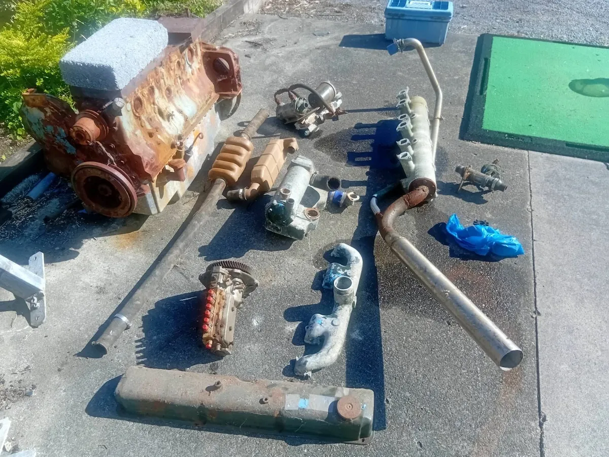 ford 6 cylinder boat engine parts - Image 1
