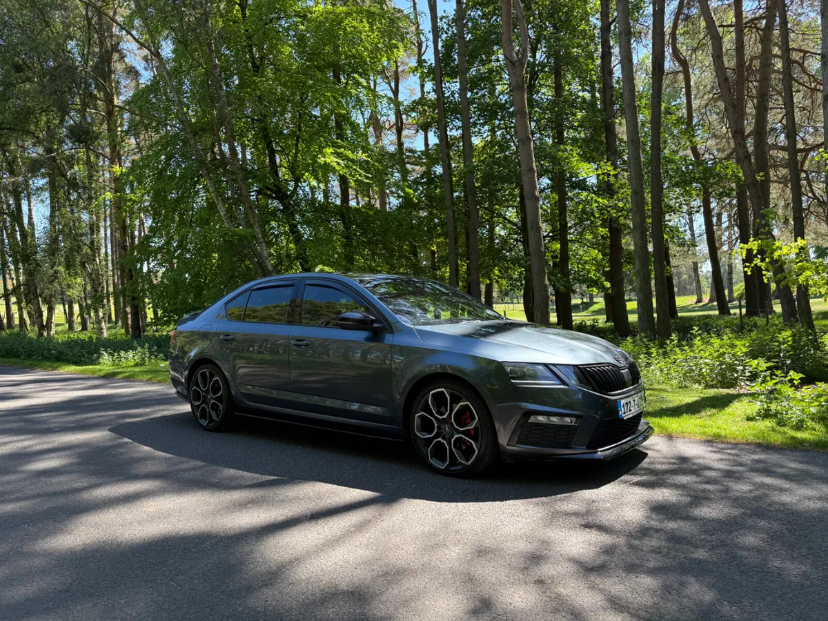 Skoda Octavia  VRS TDI DSG AUTO - Image 1