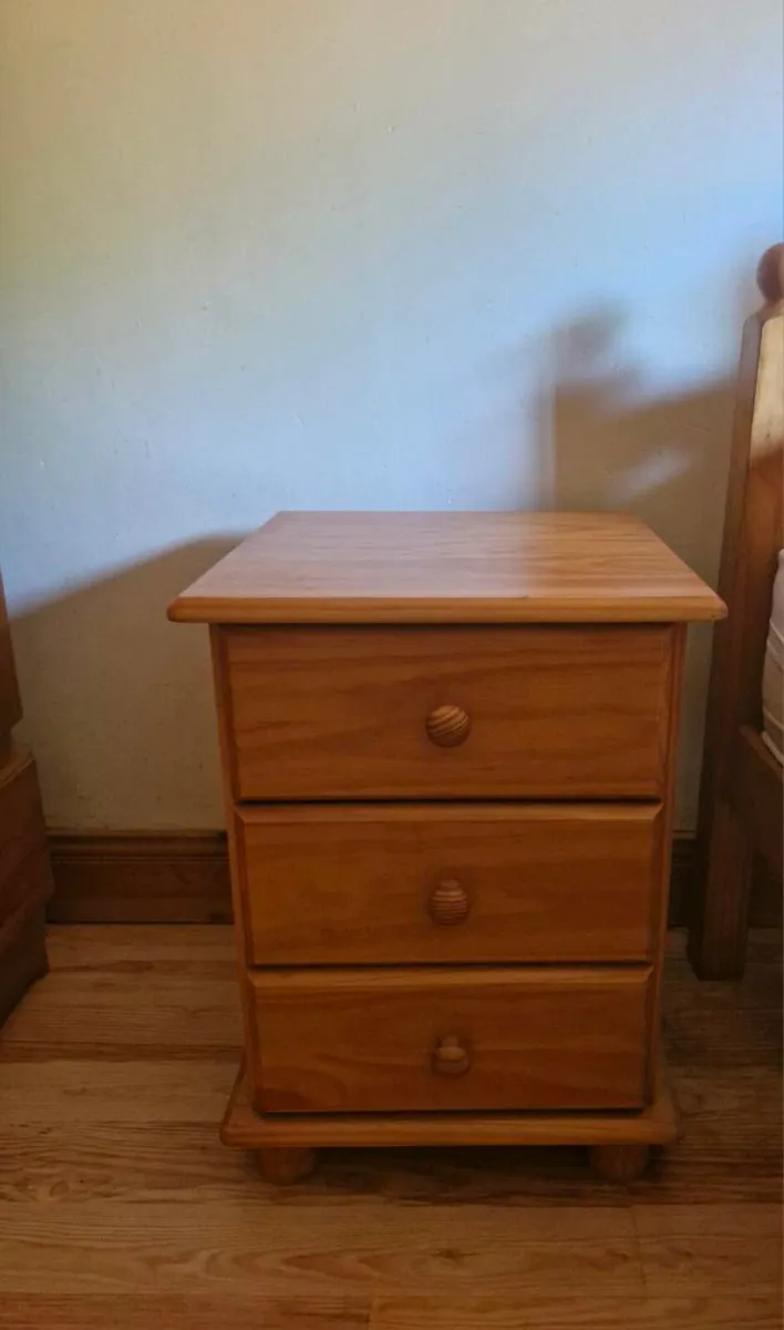 Pine locker