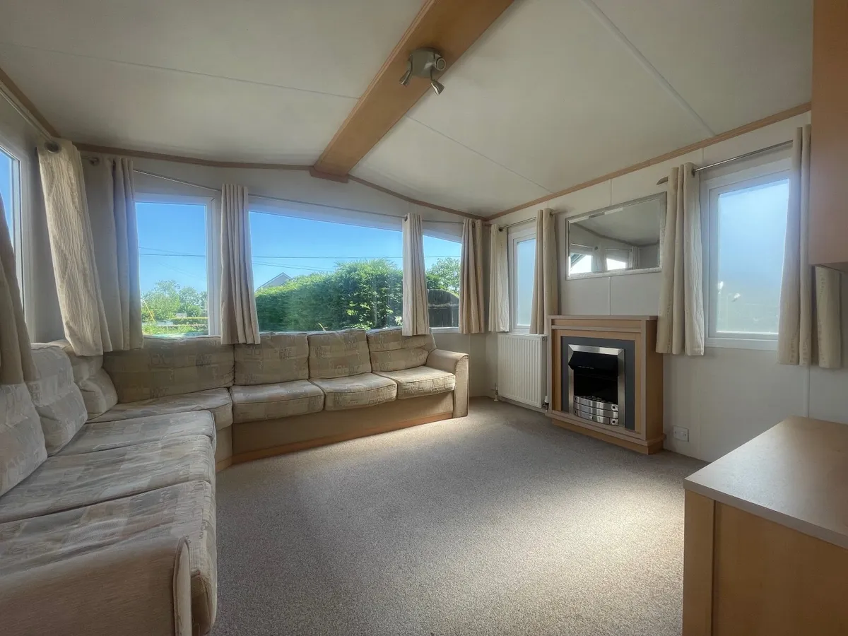 Mobile Home 3 Bedroom - Image 3