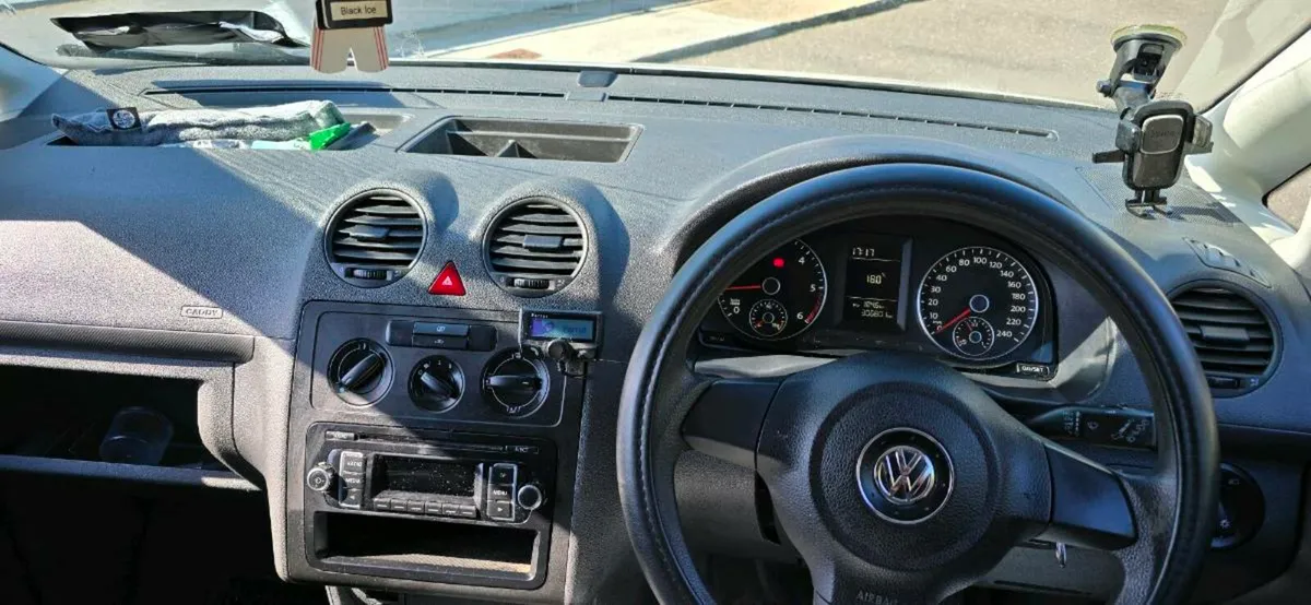 2015 VW Caddy - Image 2