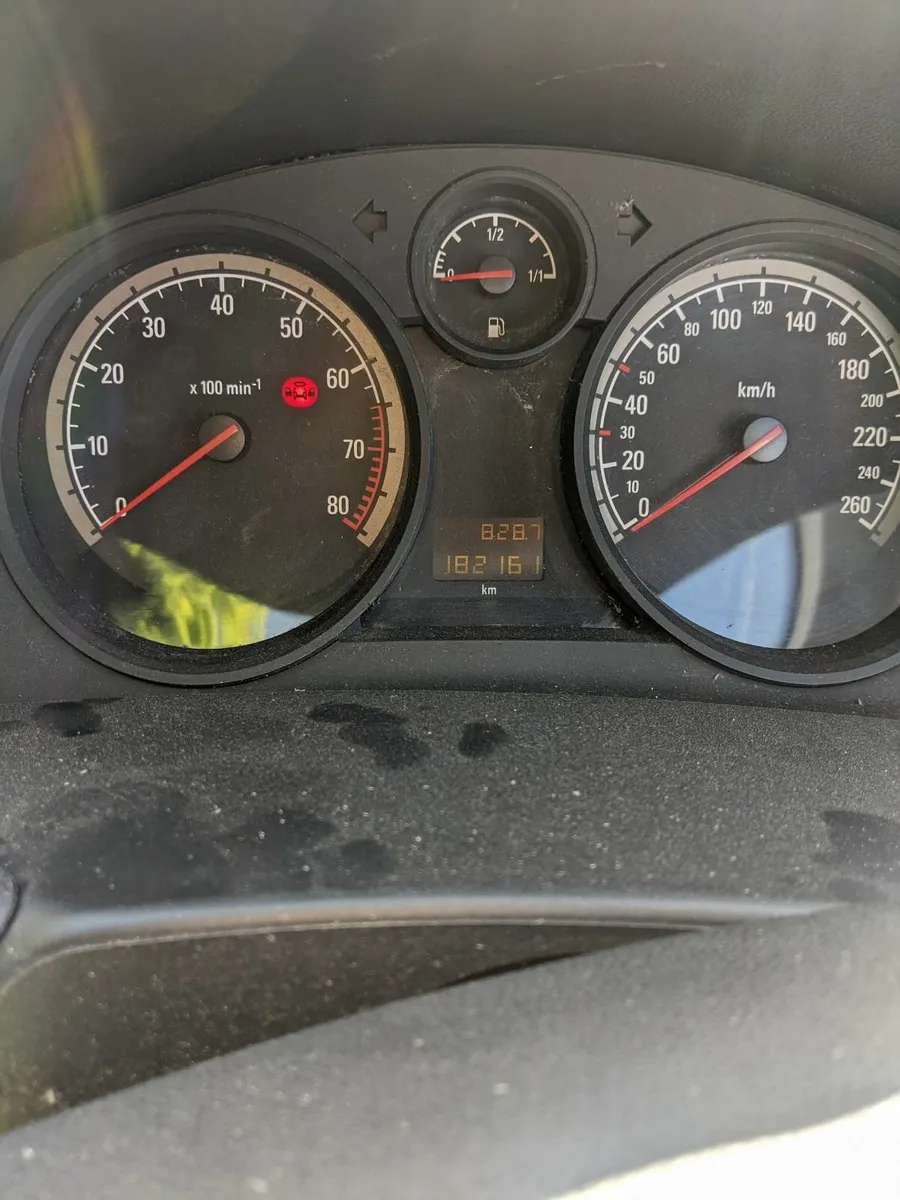 Opel Astra 2005 - Image 1