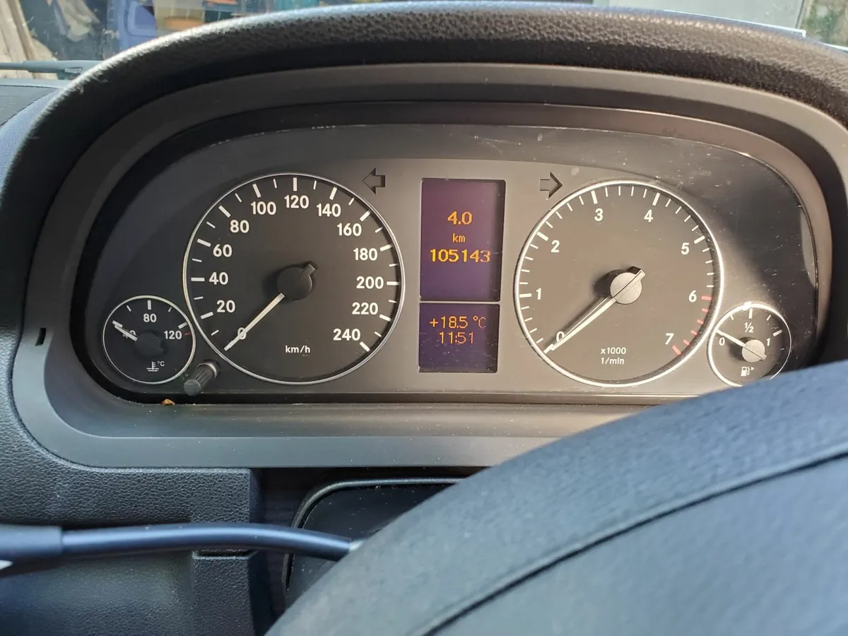 Mercedes A150 one owner from new Irish car - Image 2