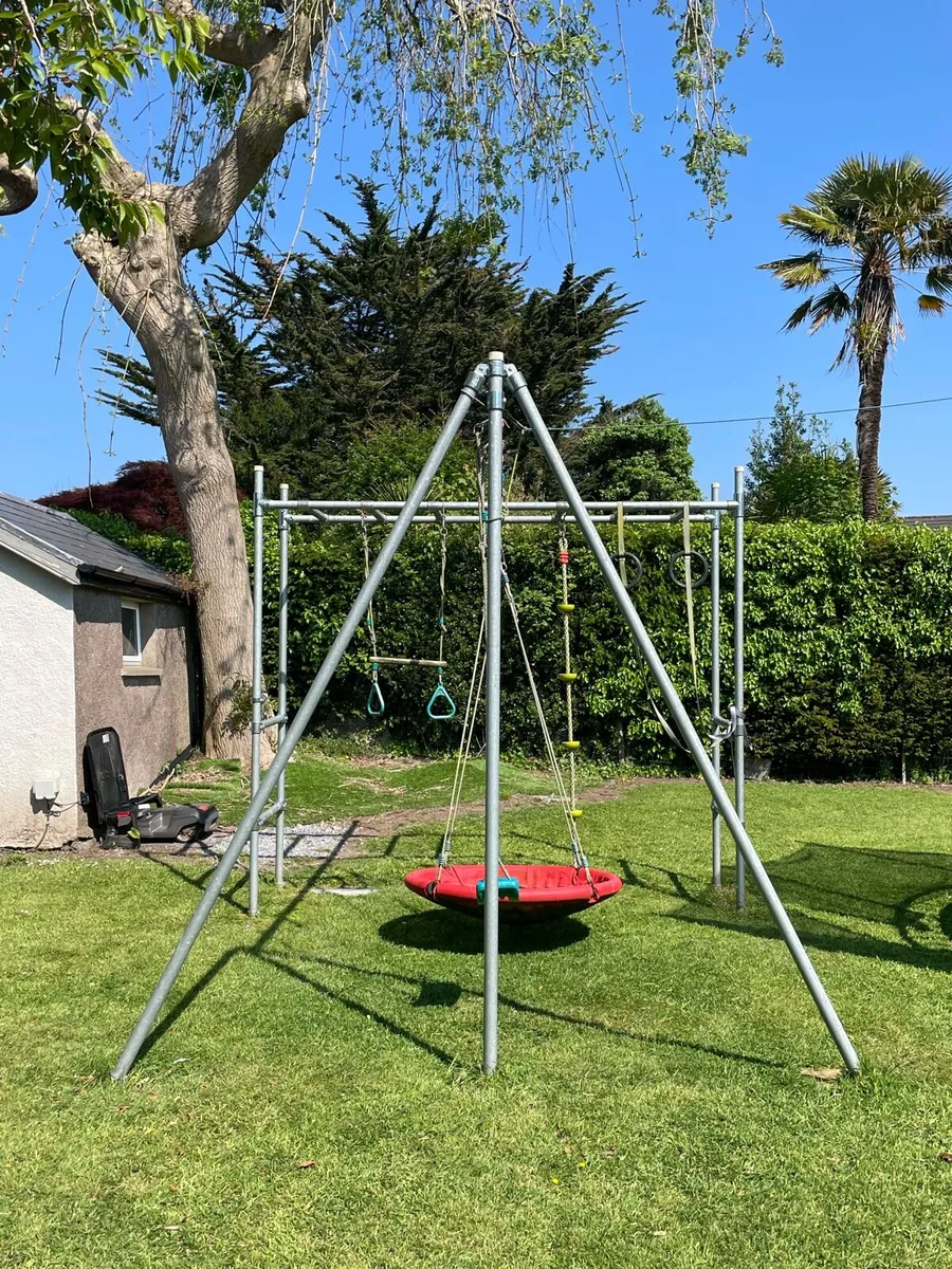 Outdoor climbing frame - Image 3