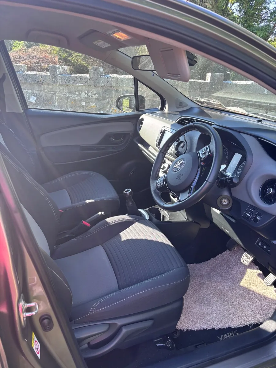Toyota Yaris 2019 - Image 3