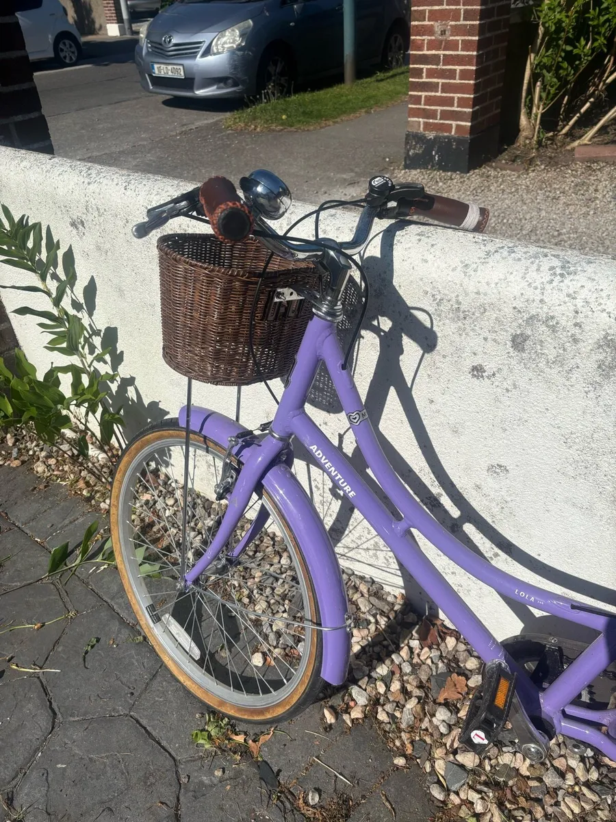 Girls bike - Image 2