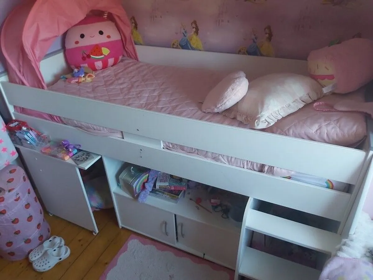 Childrens bed - Image 2