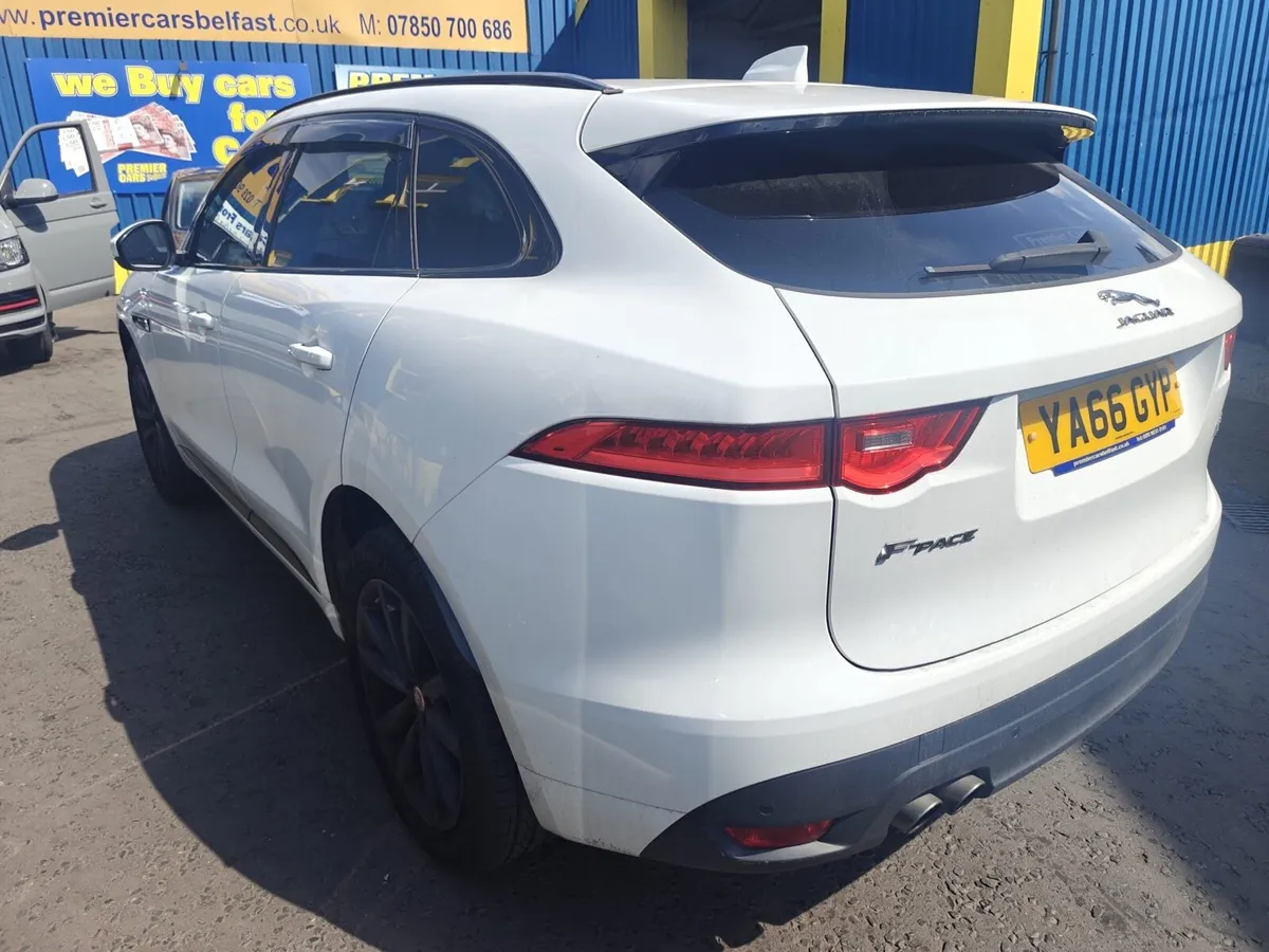 2016 jaguar F pace - Image 2