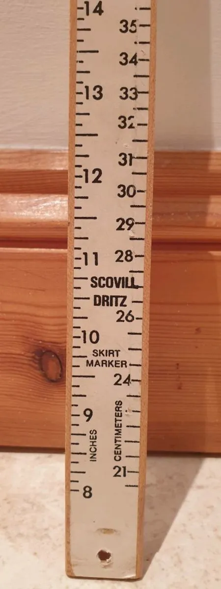 Scovill Dritz Skirt Marker - Image 3