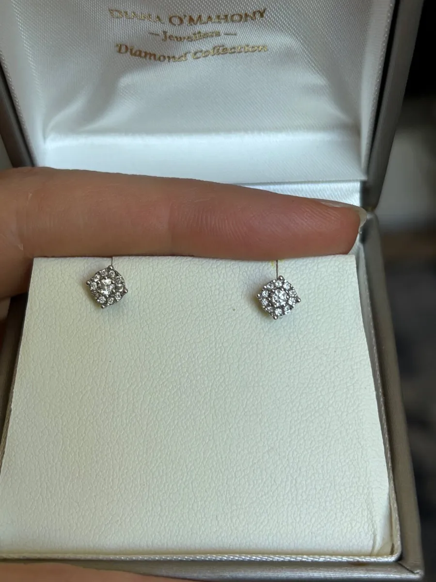 Jewelry - Image 2