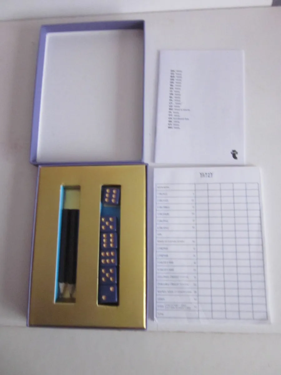 New Yatzy Yahtzee Dice Game - Image 2