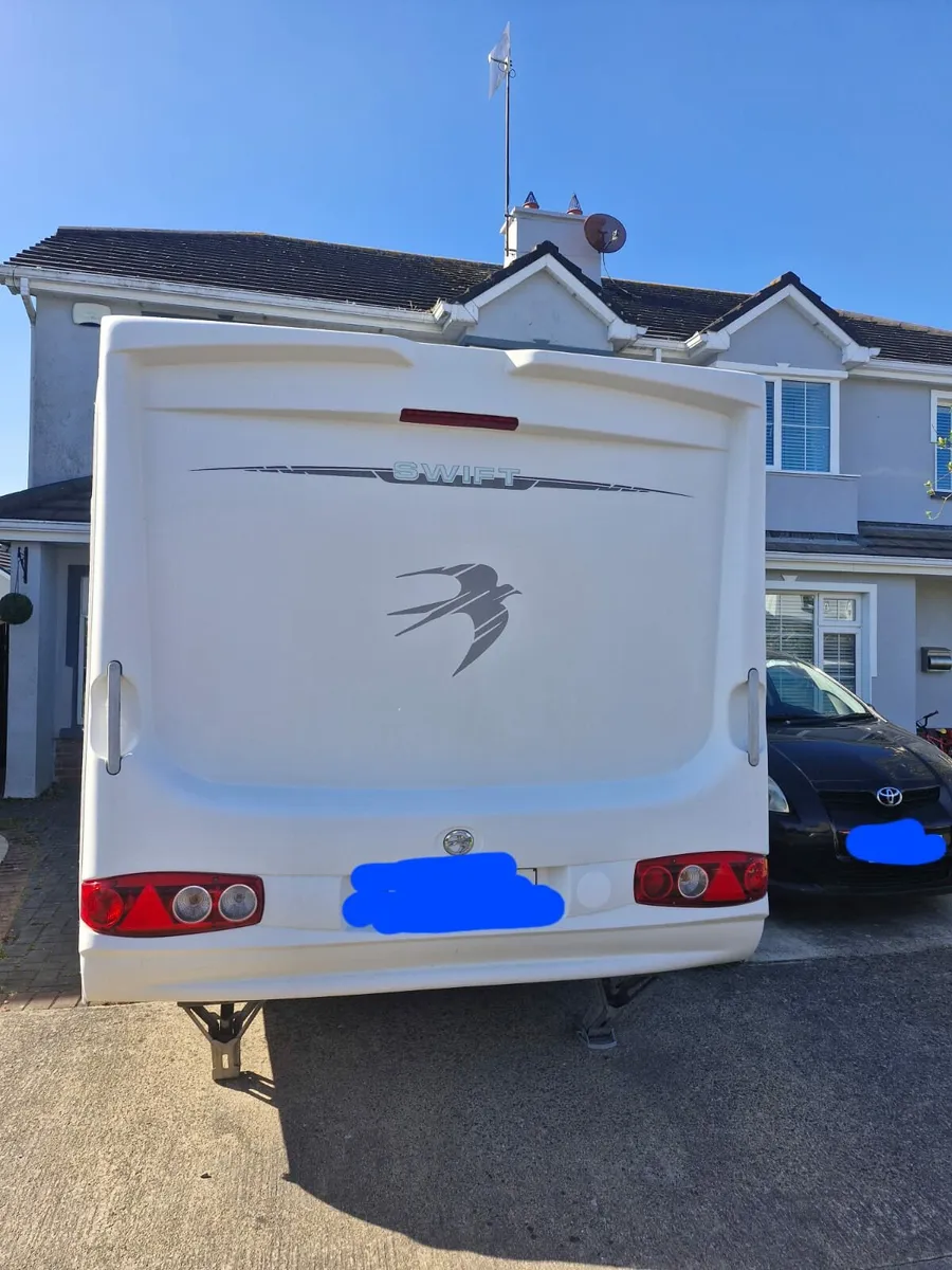 Swift challenger 500 fixed bed - Image 4