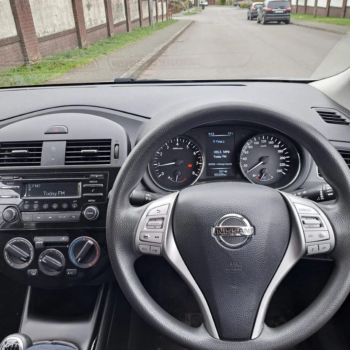 Nissan Pulsar 2017 - Image 2