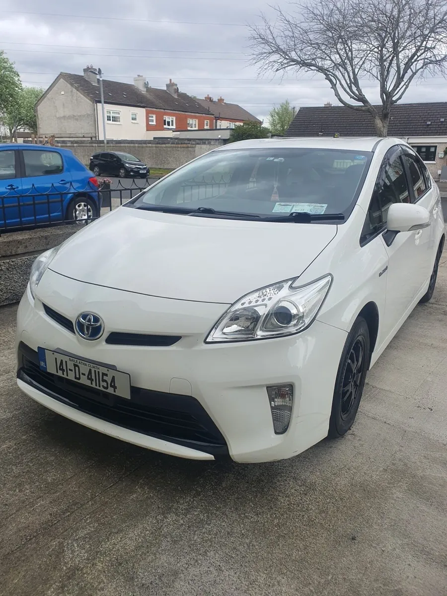 2014 Toyota Prius - Image 1