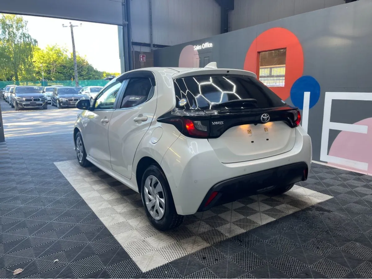 Toyota Yaris 1.0 Petrol / 84k KMs / Reverse Camer - Image 4