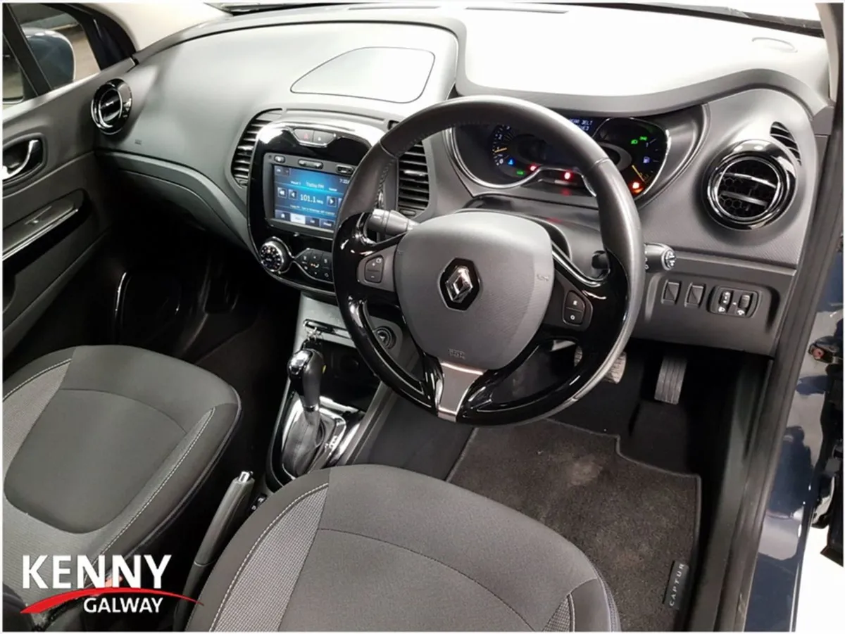 Renault Captur Intense 1.5 DCI 90 4DR Auto - Image 2