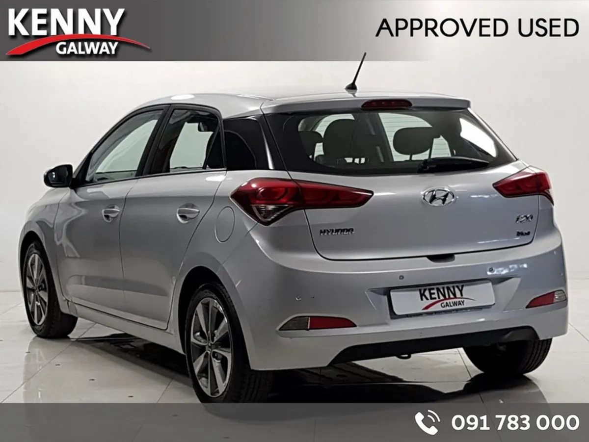 Hyundai i20 Petrol Deluxe 5DR - Image 3