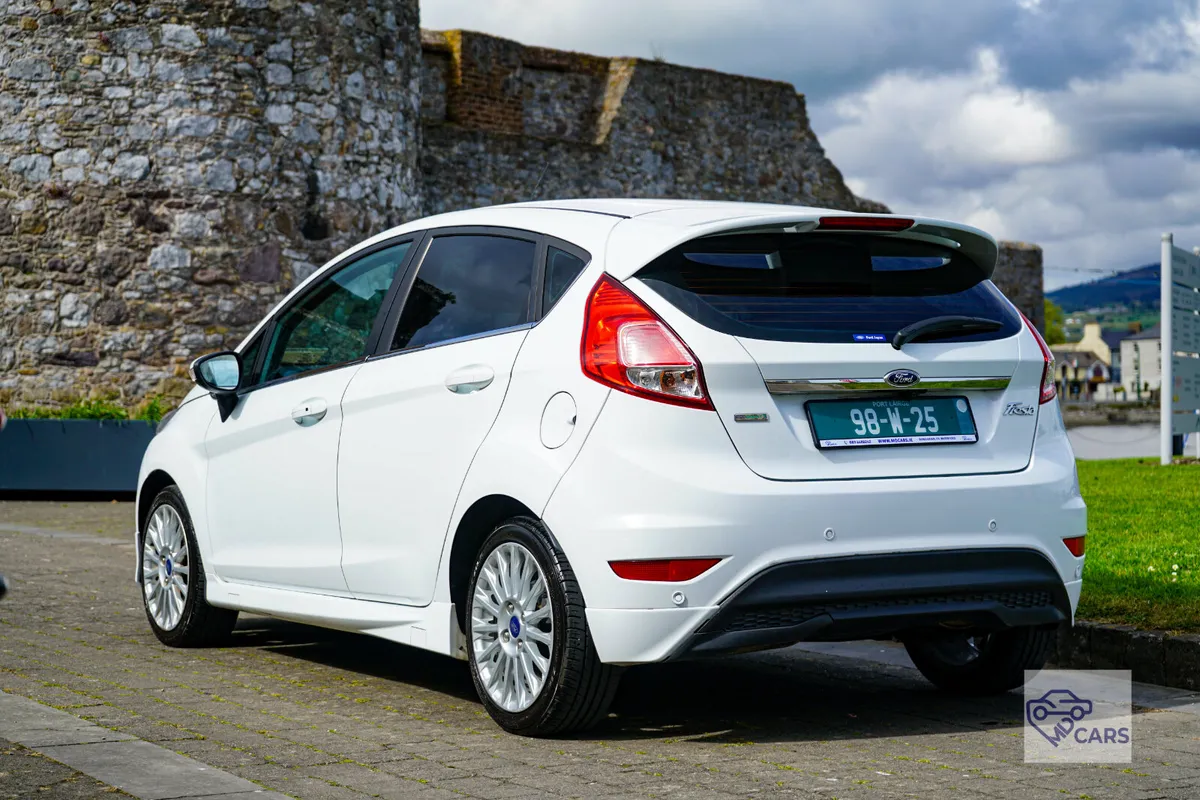 Fiesta Automatic - Image 4