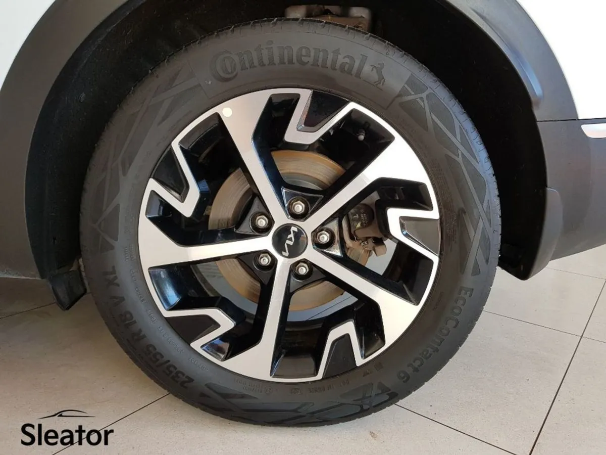 Kia Sportage Manual 5DR - Image 4