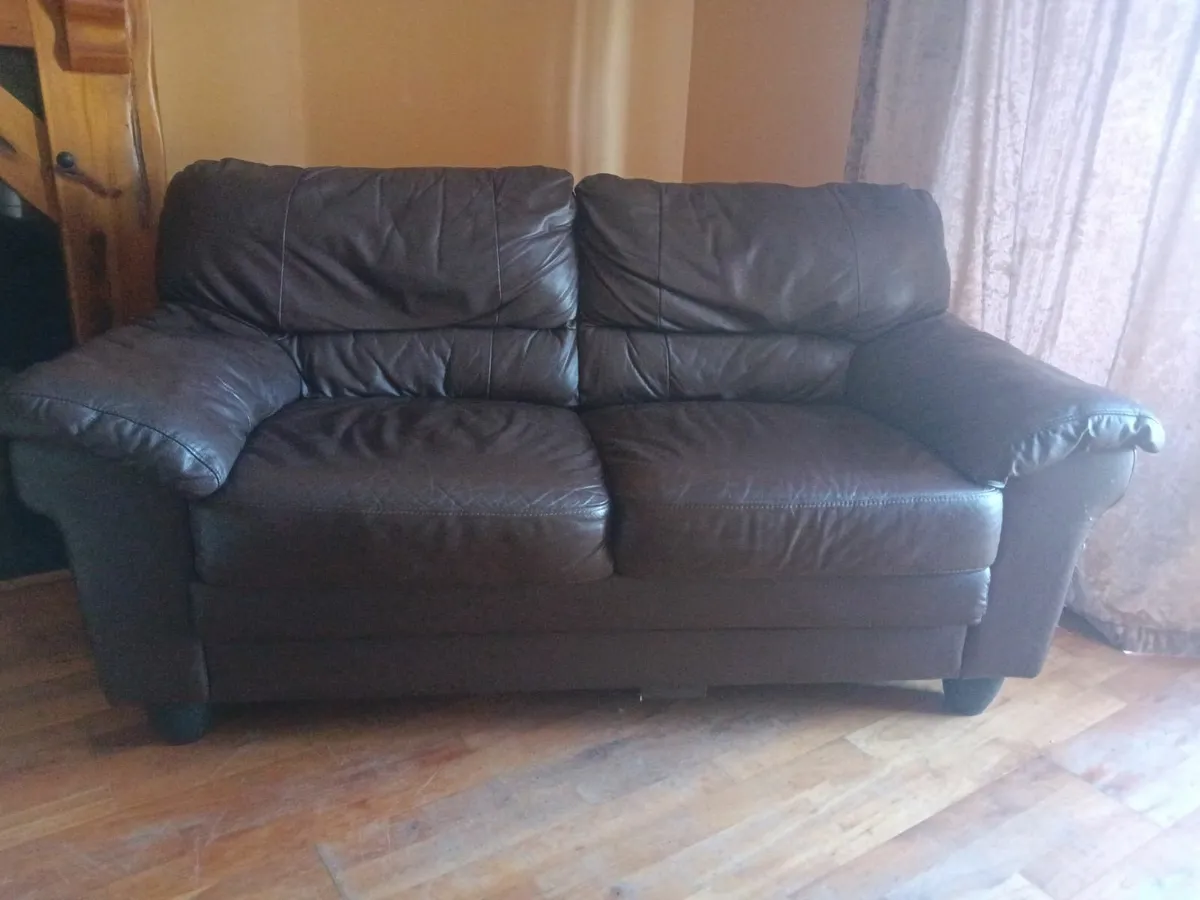 2 seater brown leather couch - Image 2