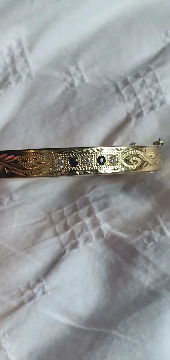 Gold Bangle - Image 1
