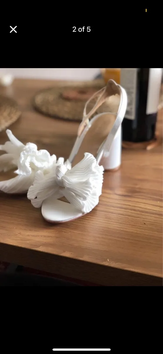 Wedding shoes - Image 1