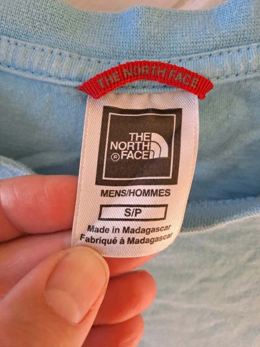Free Te North Face Tee shirt Size S blue - Image 2