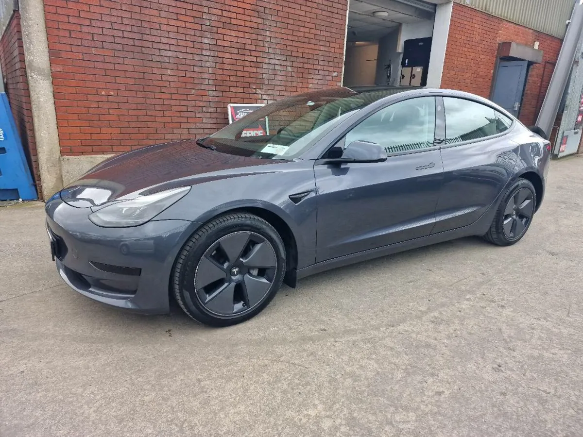 Tesla - Image 2
