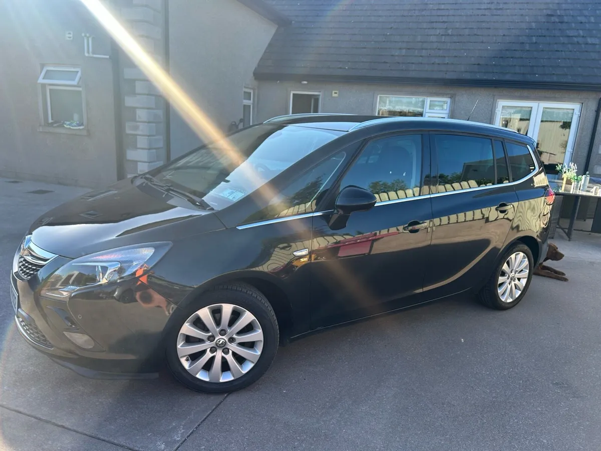 Vauxhall zafira tourer - Image 2