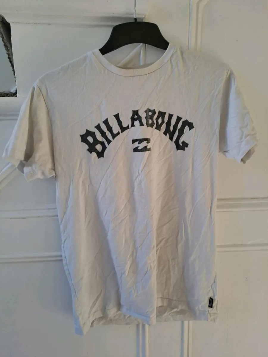 Free Billabong Size XS tee shirt white - Image 1