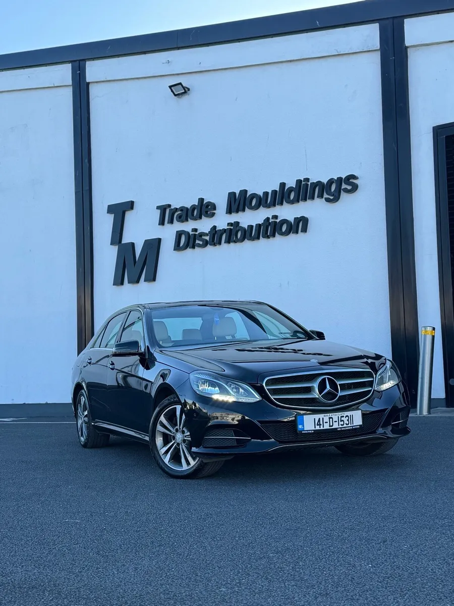 Mercedes E300 hybrid automatic - Image 1
