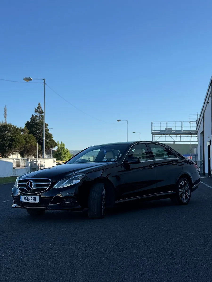 Mercedes E300 hybrid automatic - Image 2